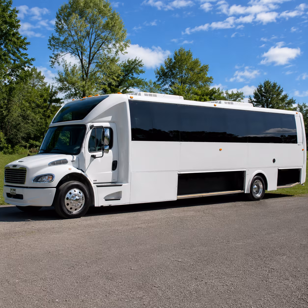 Elk Grove Birthday, Sweet 16, & Quinceañera Transportation group transportation