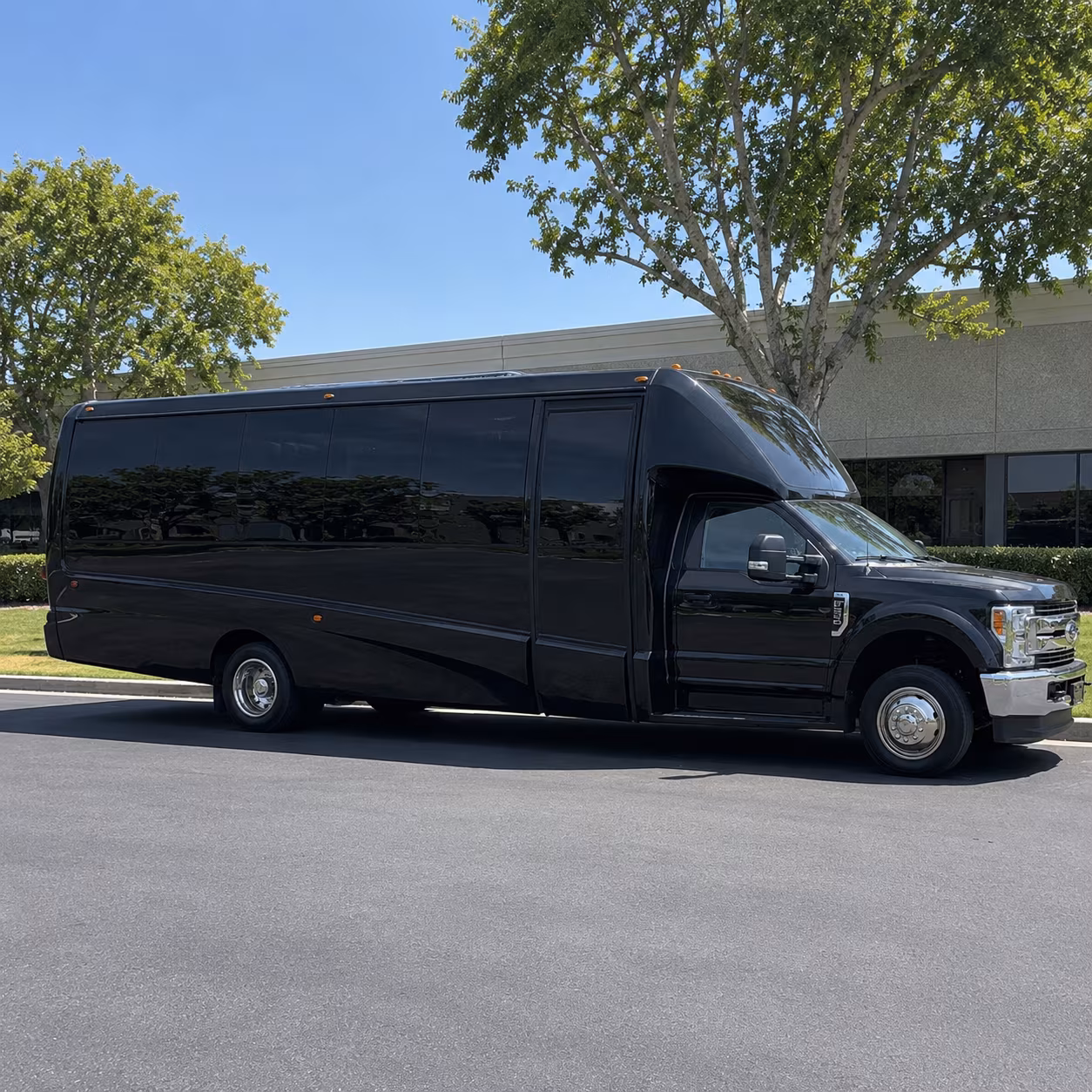 Folsom Birthday, Sweet 16, & Quinceañera Party Bus Rentals