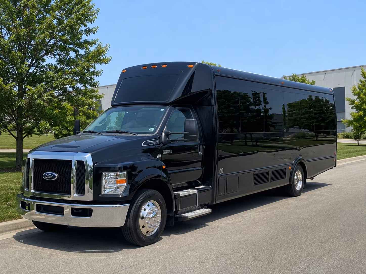 Lincoln Homecoming & Prom Party Bus Rentals