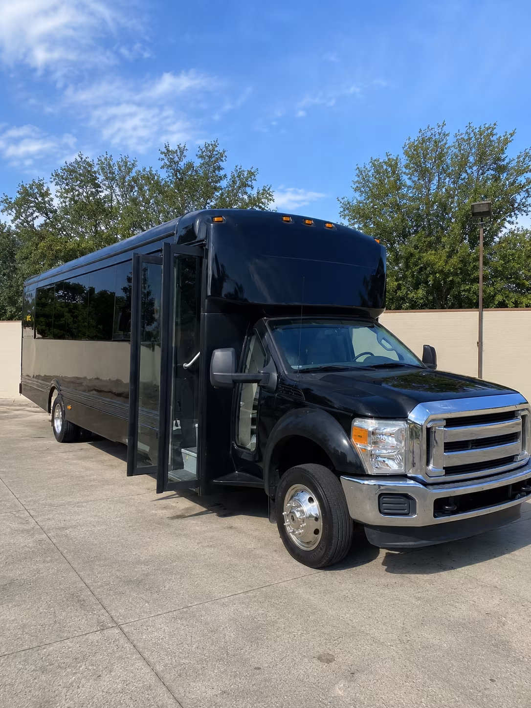 Stockton Birthday, Sweet 16, & Quinceañera Party Bus Rentals